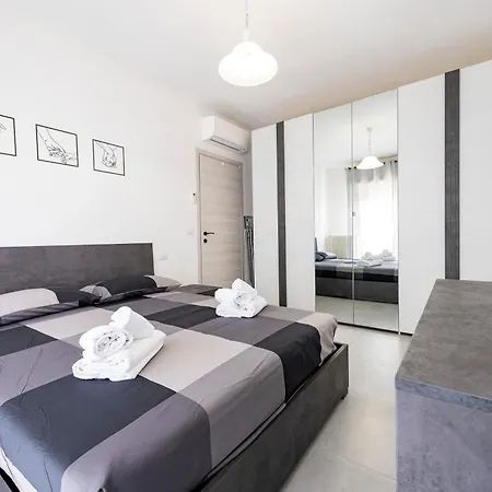 Apartment Guesthost - Lovely Flat - Steps From The Sea! Montesilvano Marina